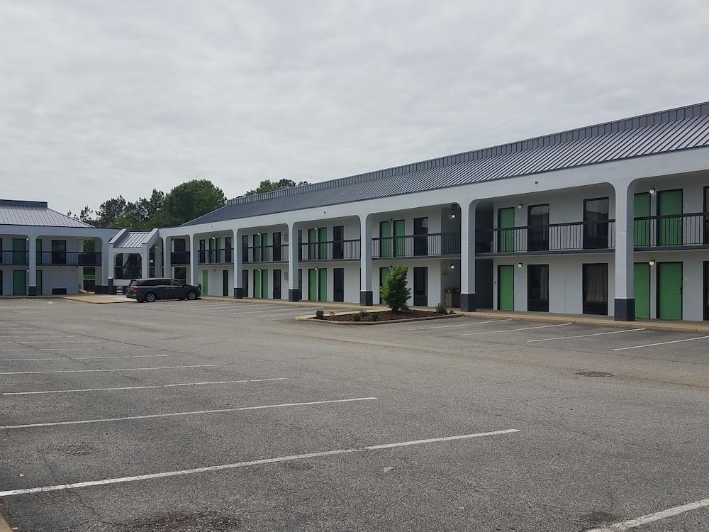 Quality Inn Emporia Exterior foto